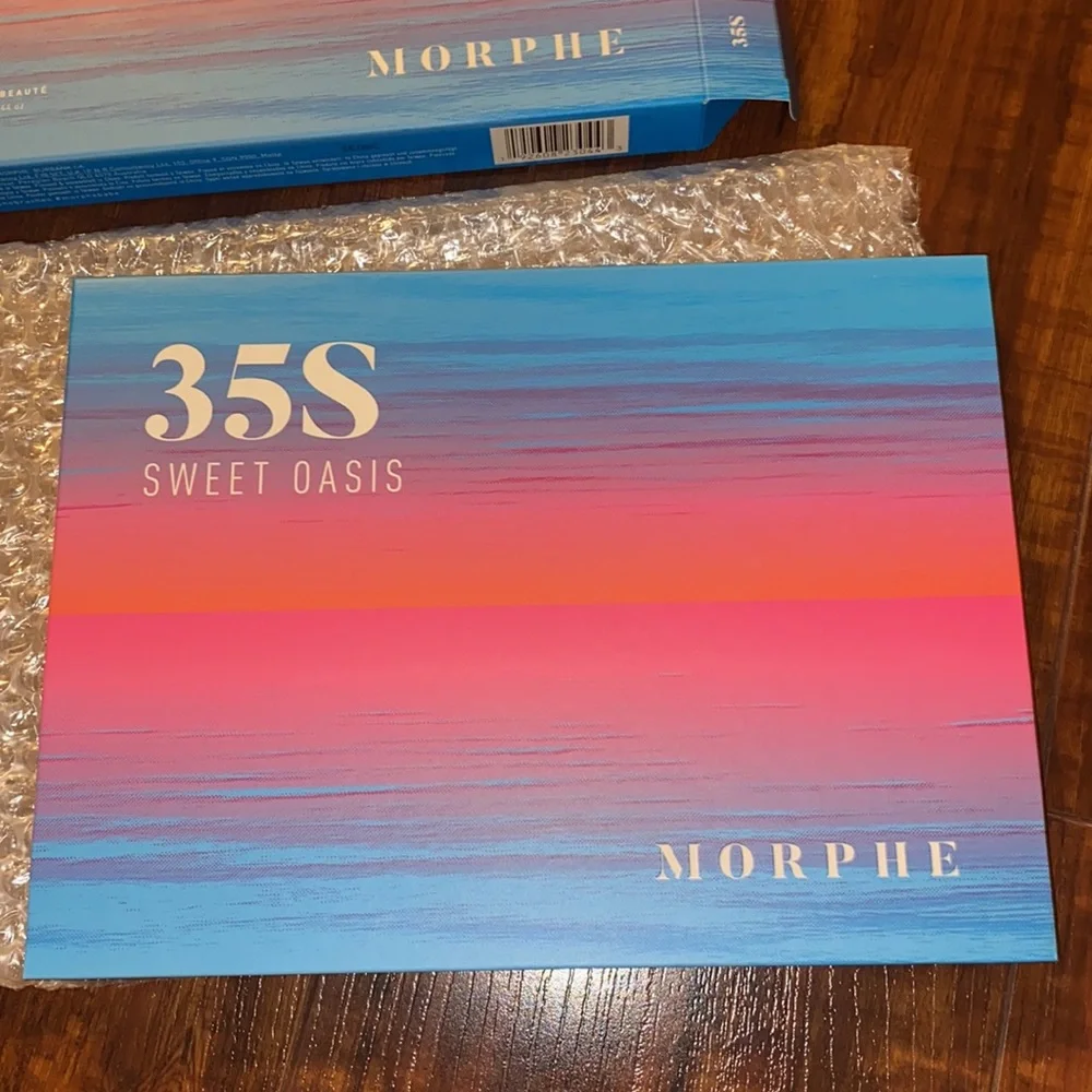 35S SWEET OASIS artistry palette MORPHE